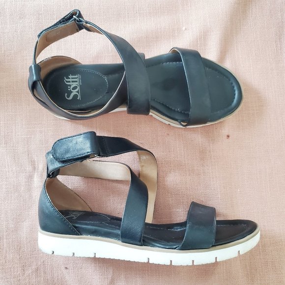 Sofft Shoes - Sofft Black Leather Cross Strap Sandals 8